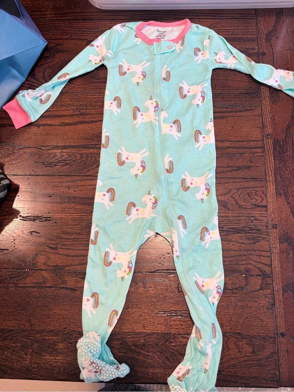 NWOT Footies 18-24M 5 piece bundle